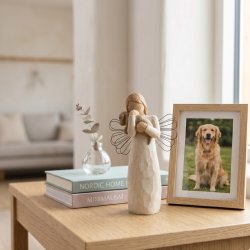 Willow Tree Angel of Friendship figur st�ende p� stuebord