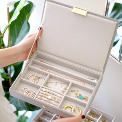 Smykkeskrin - Stackers Classic Taupe Top m. lg